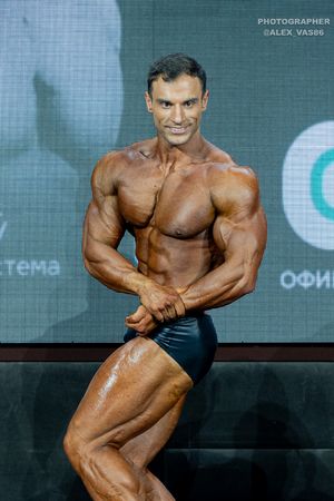 CLASSIC  PHYSIQUE +178